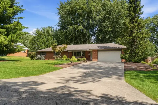 2116 Bonniedale Drive, Bellbrook, OH 45305