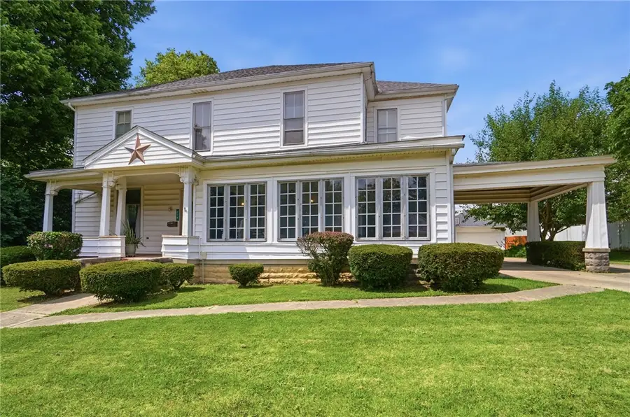 218 E Wadsworth Street, Eaton, OH 45320 - #2