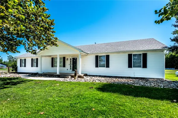 94 Fawn Lane, Blanchester, OH 45107