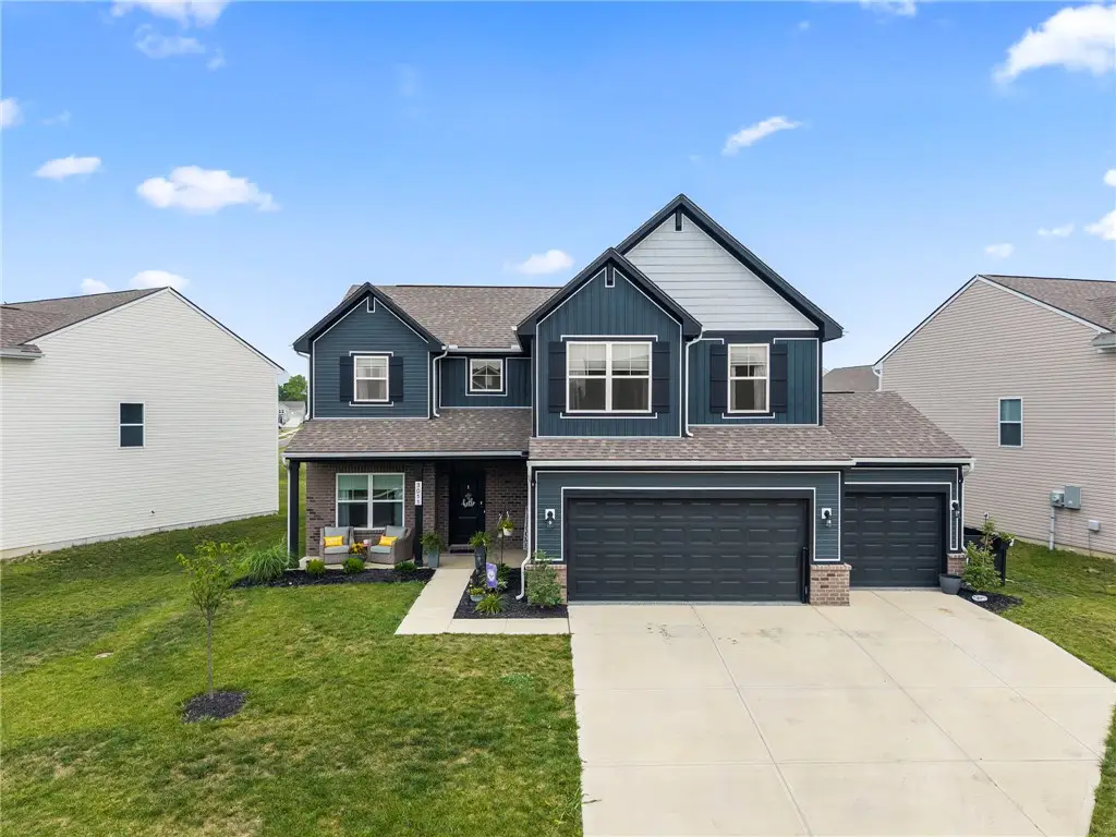 3011 Falls Road, Clayton, OH 45315 - #1