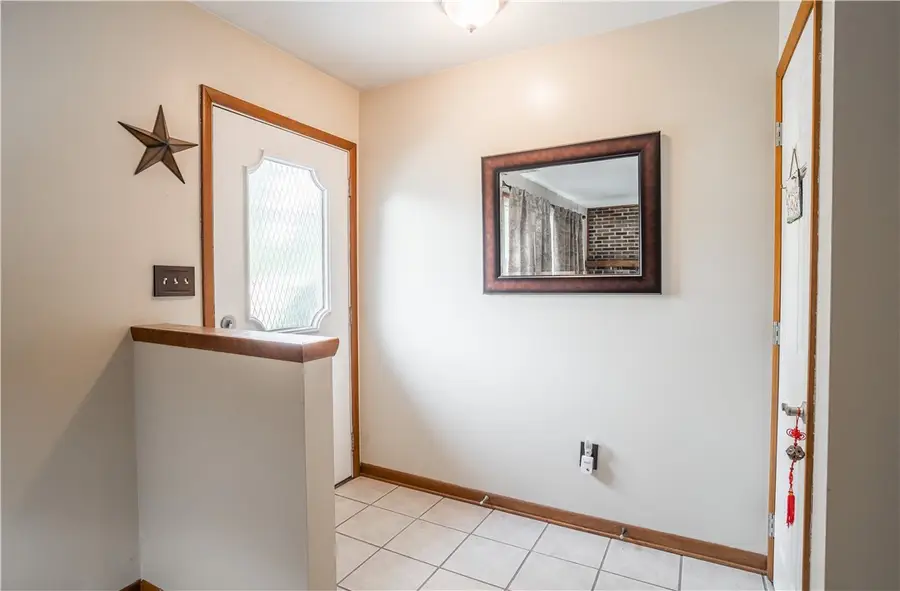 950 Suncrest Drive, Springfield, OH 45503 - #3