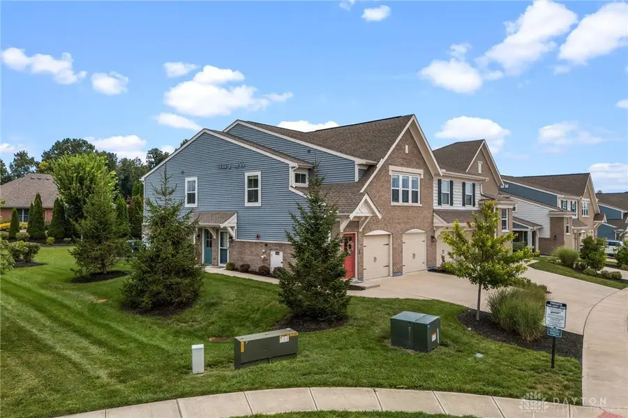 296 Old Pond Road, Springboro, OH 45066 - #2