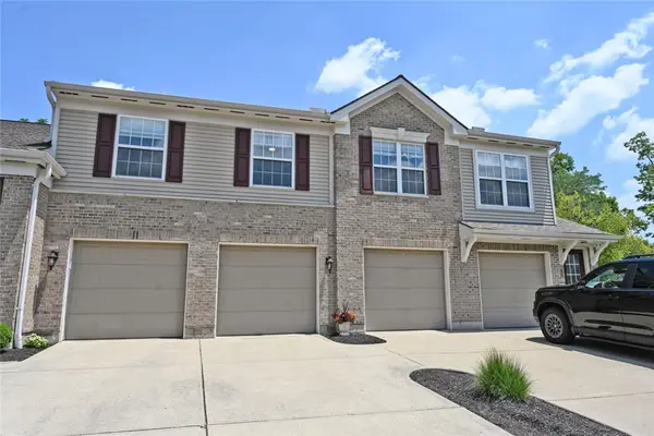 1064 Heritage Green Drive, Monroe, OH 45050
