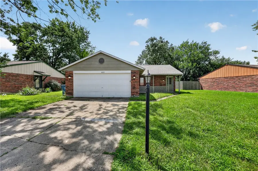 8377 Schoolgate Drive, Huber Heights, OH 45424 - #2