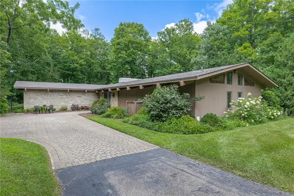 2036 W Alex Bell Road, West Carrollton, OH 45459