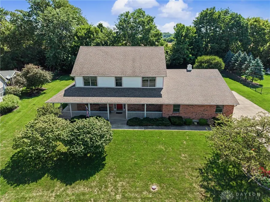 1082 Roger Scott Drive, Sugarcreek, OH 45305 - #3