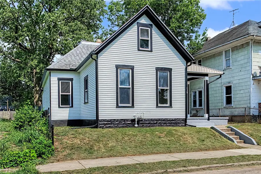 104 N Harbine Avenue, Dayton, OH 45403 - #3