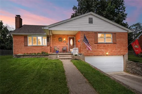 4486 Pinecroft Drive, Green Twp, OH 45211
