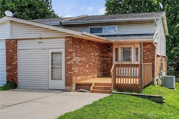 18 Highridge Court, Franklin, OH 45005