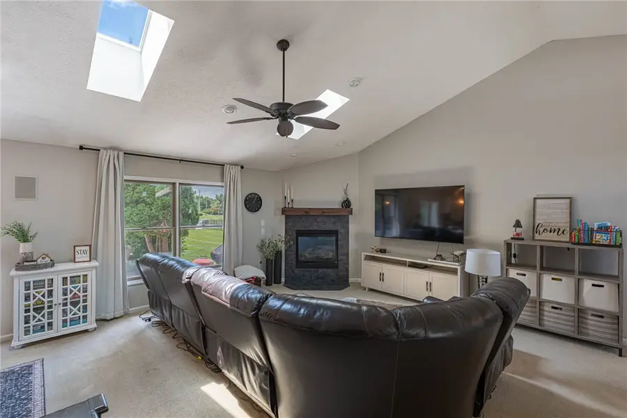101 Crown Point Meadows, Washington, OH 45458 - #2