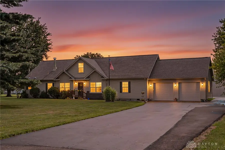 945 Ormsby Drive, Xenia, OH 45385 - #2