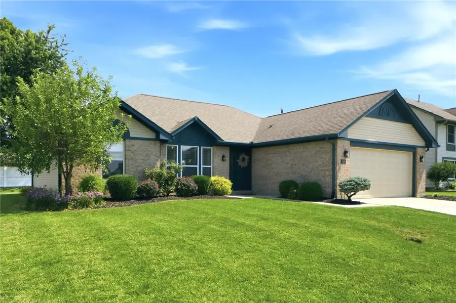 904 Sunset Drive, Englewood, OH 45322 - #3