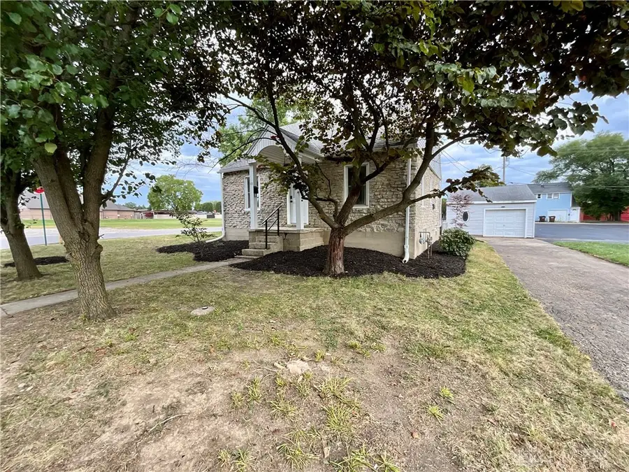 123 Chestnut Street, Englewood, OH 45322 - #2