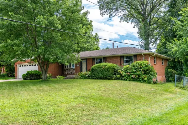 1116 W Alkaline Springs Road, Vandalia, OH 45377