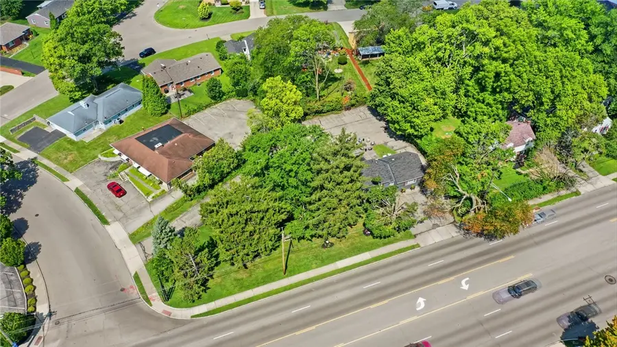 3905 Far Hills Avenue, Kettering, OH 45429 - #2