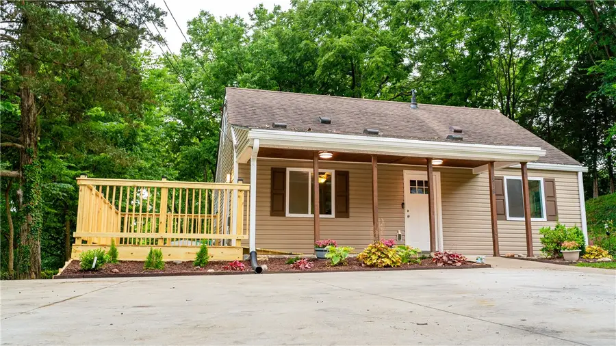 518 W Linden Avenue, Miamisburg, OH 45342 - #2