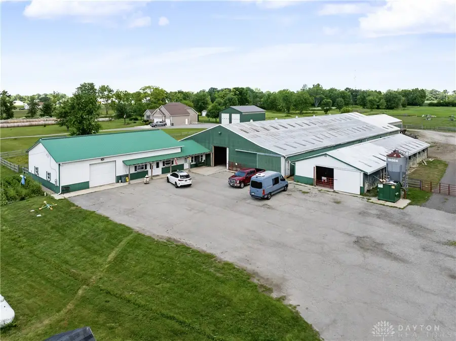 7195 Singer Road, Bethel, OH 45424 - #2