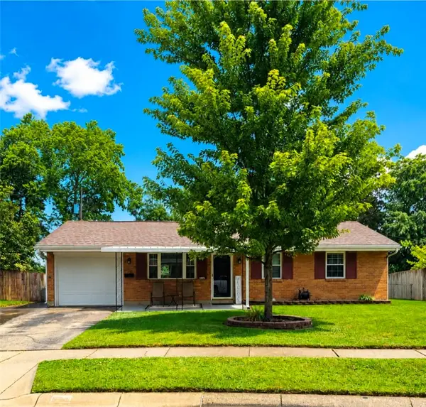 379 Ellenwood Drive, West Carrollton, OH 45449