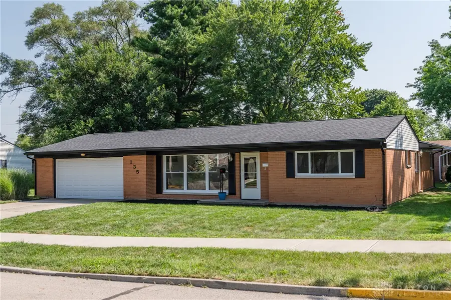 135 Shaftsbury Road, Troy, OH 45373 - #3