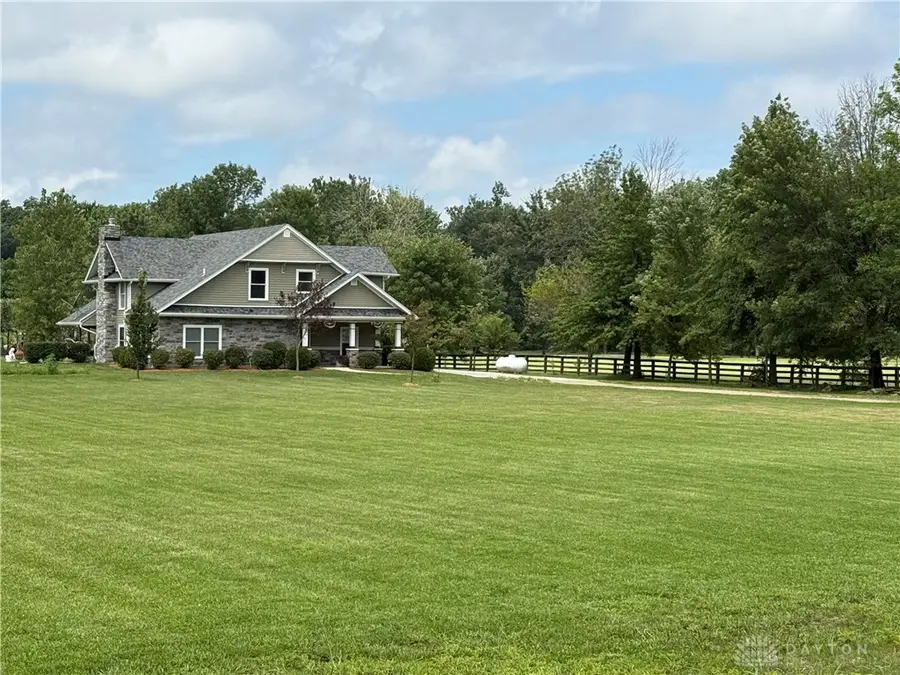 9449 Arlington Road, Brookville, OH 45309 - #2