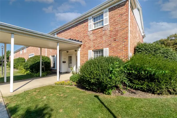 829 Clareridge Lane, Centerville, OH 45458