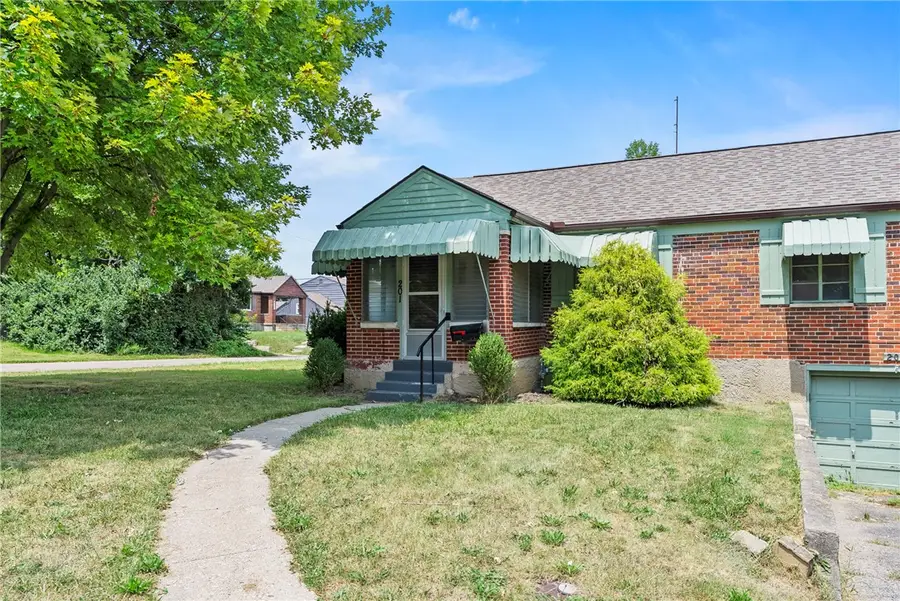 201 Castlewood Avenue, Shiloh, OH 45405 - #3