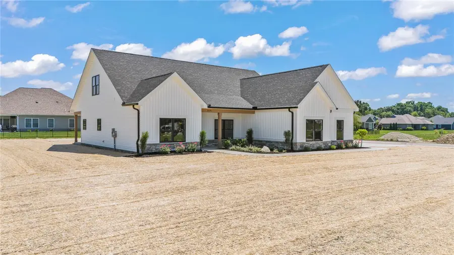 2691 Pleasant View Drive, Troy, OH 45373 - #2