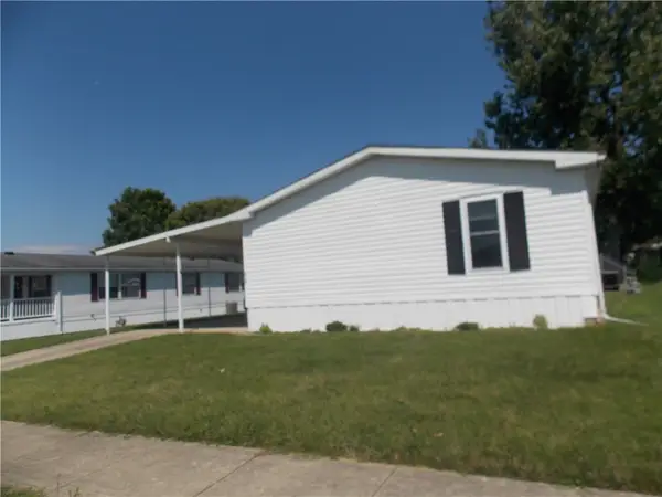 58 Apple Hill Dr, Springfield, OH 45504