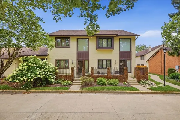 6852 Olde Greenbrier Lane, Centerville, OH 45459