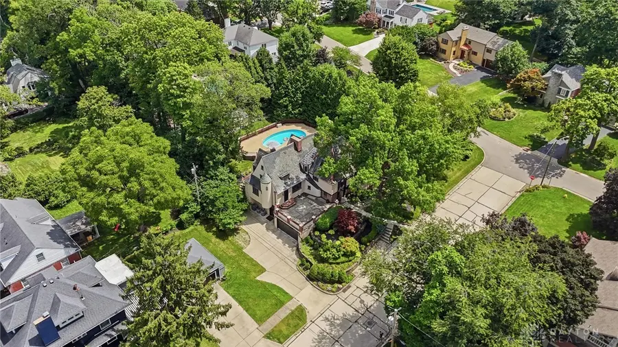 422 Glendora Avenue, Oakwood, OH 45409 - #2