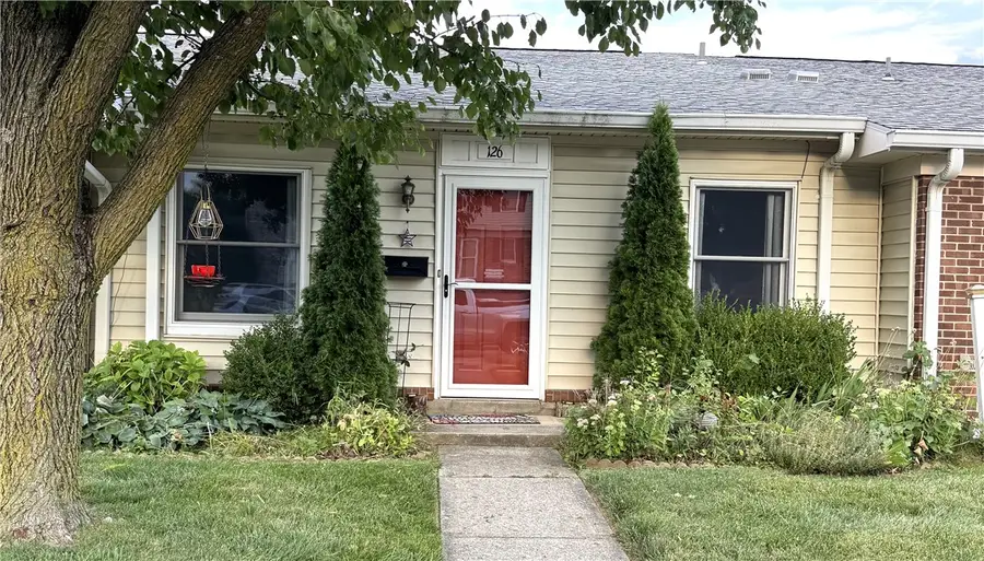 126 W Van Lake Drive, Vandalia, OH 45377 - #2
