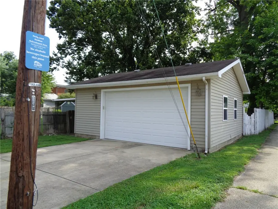 135 N Plum Street, Germantown, OH 45327 - #3