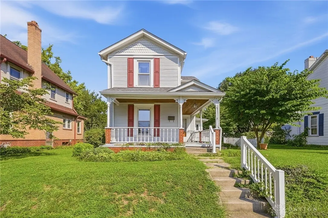 121 E Main Street, West Carrollton, OH 45449 - #1