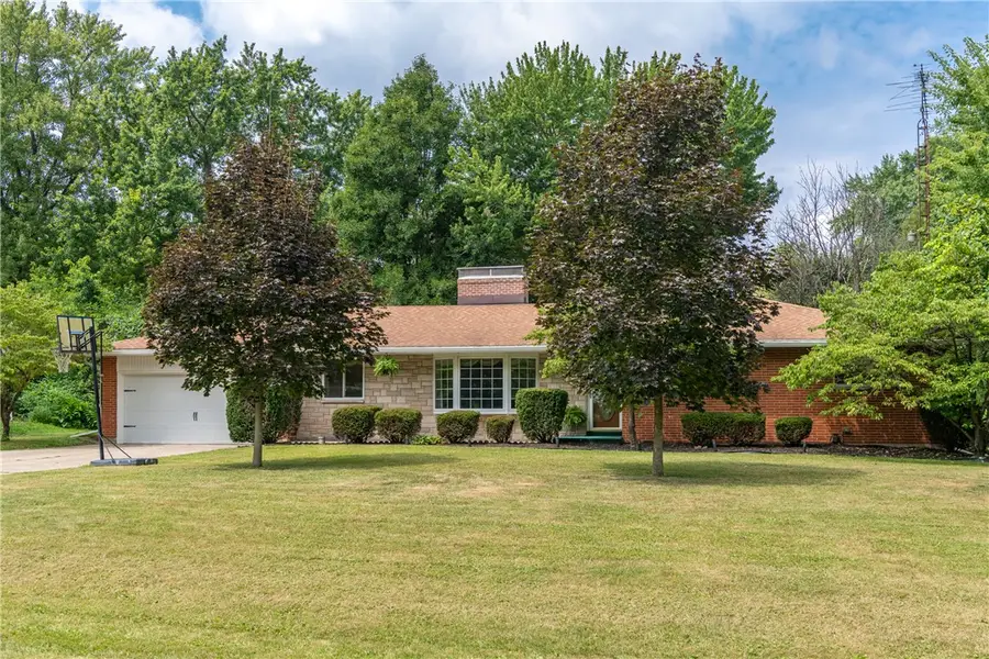 3426 Napanee Drive, Beavercreek, OH 45430 - #2