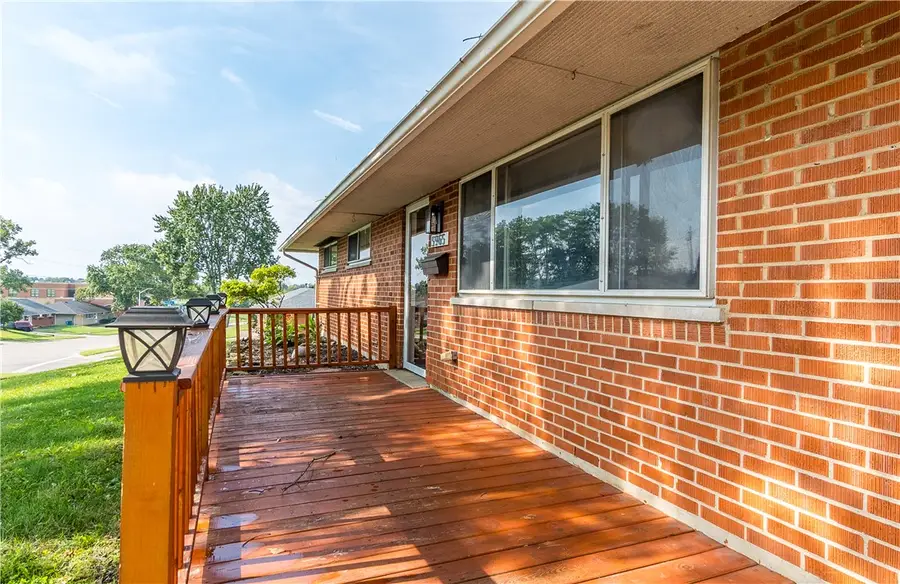 5965 Harshmanville Road, Huber Heights, OH 45424 - #2
