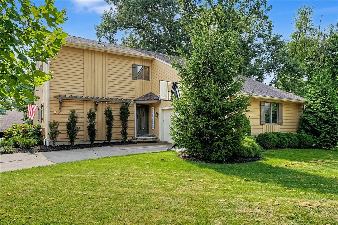 7700 N Winding Way, Tipp City, OH 45371 - #1