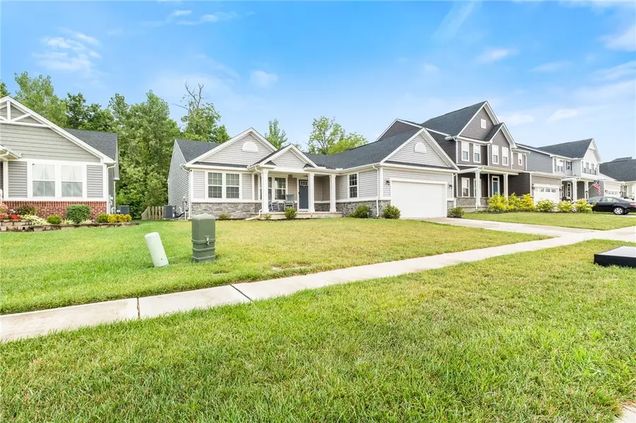 9247 Lakeside Street, Tipp City, OH 45371 - #3