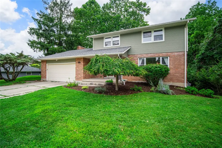 1616 Hillrose Place, Fairborn, OH 45324 - #2