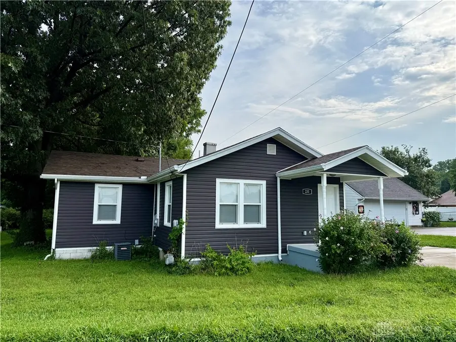 231 W Dayton Yellow Springs Road, Fairborn, OH 45324 - #2