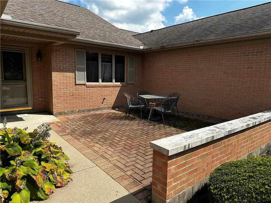 1547 Dee Anne Drive, Xenia, OH 45385 - #2