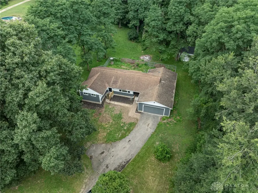 759 N Hampton Road, Bethel, OH 45504 - #3