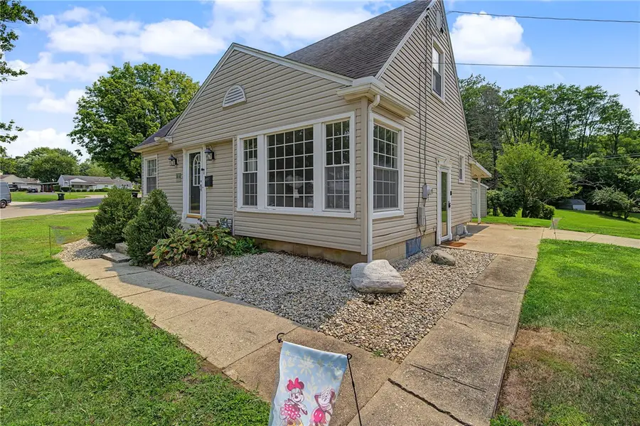 415 S Stadium Drive, Xenia, OH 45385 - #3