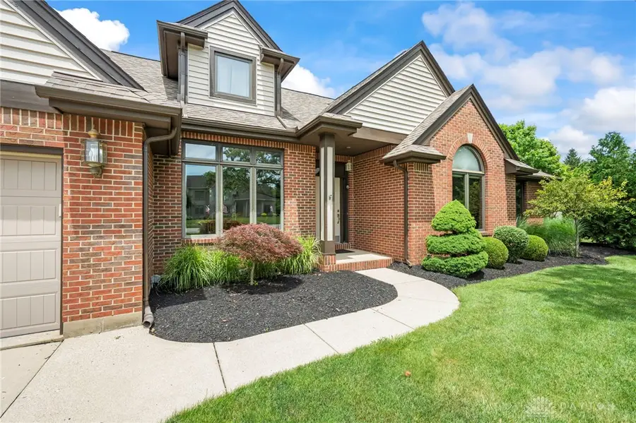 2335 Blackoak Drive, Troy, OH 45373 - #2