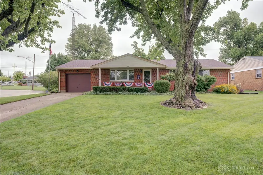 327 S Chippewa Drive, Greenville, OH 45331 - #2
