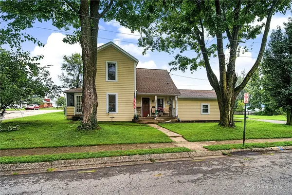 586 Chapman Street, Waynesville, OH 45068
