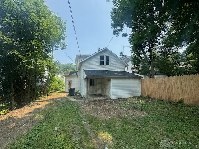 1561 Mound Street, Springfield, OH 45505 - #3