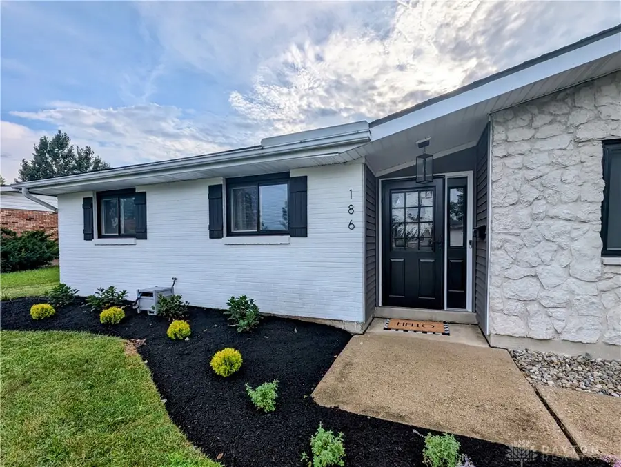 186 Katy Lane, Englewood, OH 45322 - #2