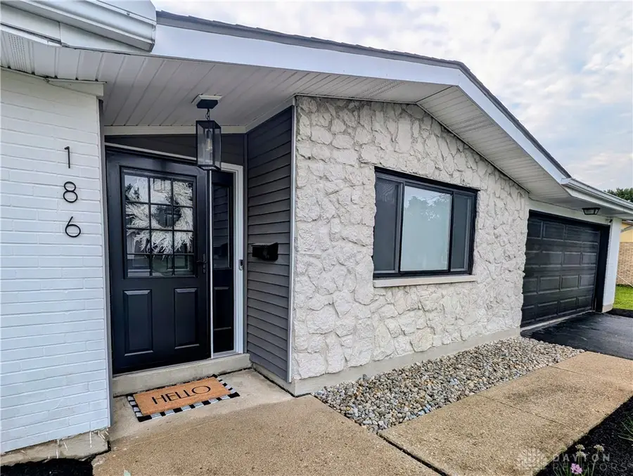 186 Katy Lane, Englewood, OH 45322 - #3