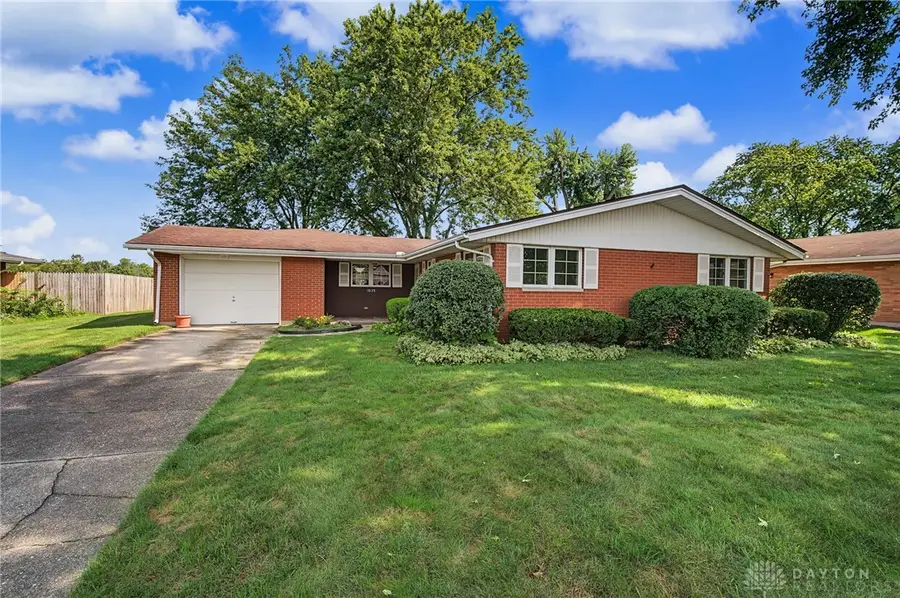 1035 Cottage Court Drive, Fairborn, OH 45324 - #2