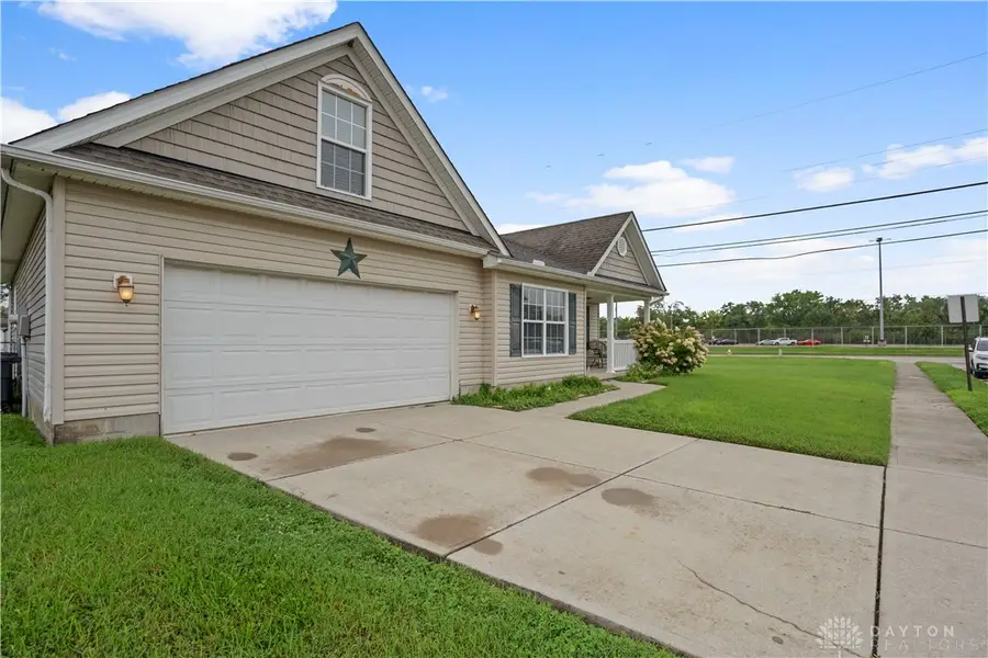 2801 Southlawn Avenue, Moraine, OH 45439 - #2